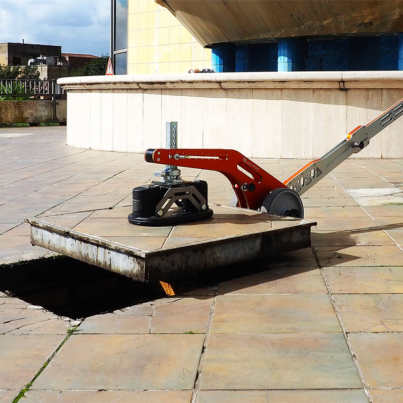 Liftop in use 2