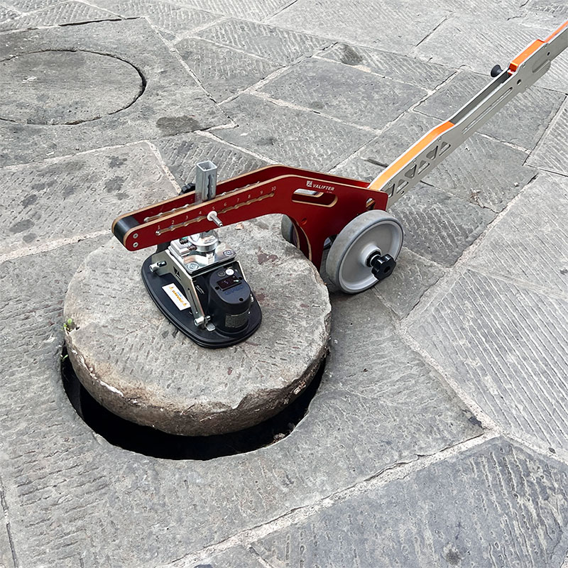 Liftop in use 4